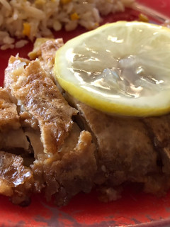 Una foto de Pollo al limón
