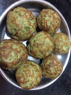 பச்சைபயறு பணியாரம் 🌶🌶🌿🌿🌱🌱 செய்முறை முக்கிய புகைப்படம்