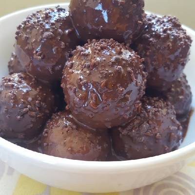 Trufas de torta marmoleada con baño de chocolate Receta de Alianny D   Cookpad