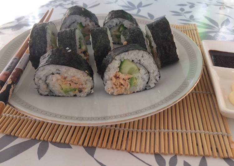 Resep Salmon sushi enak &amp; simple 🍣 Lezat