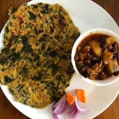 A picture of Drumstick leaves Paratha.