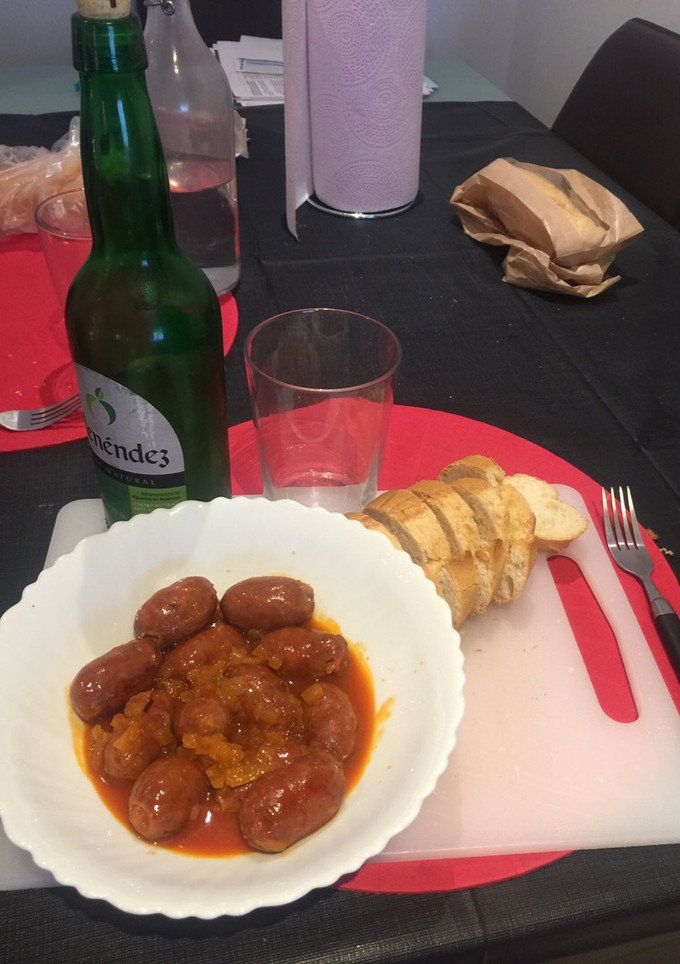 Una foto de Chorizos a la sidra