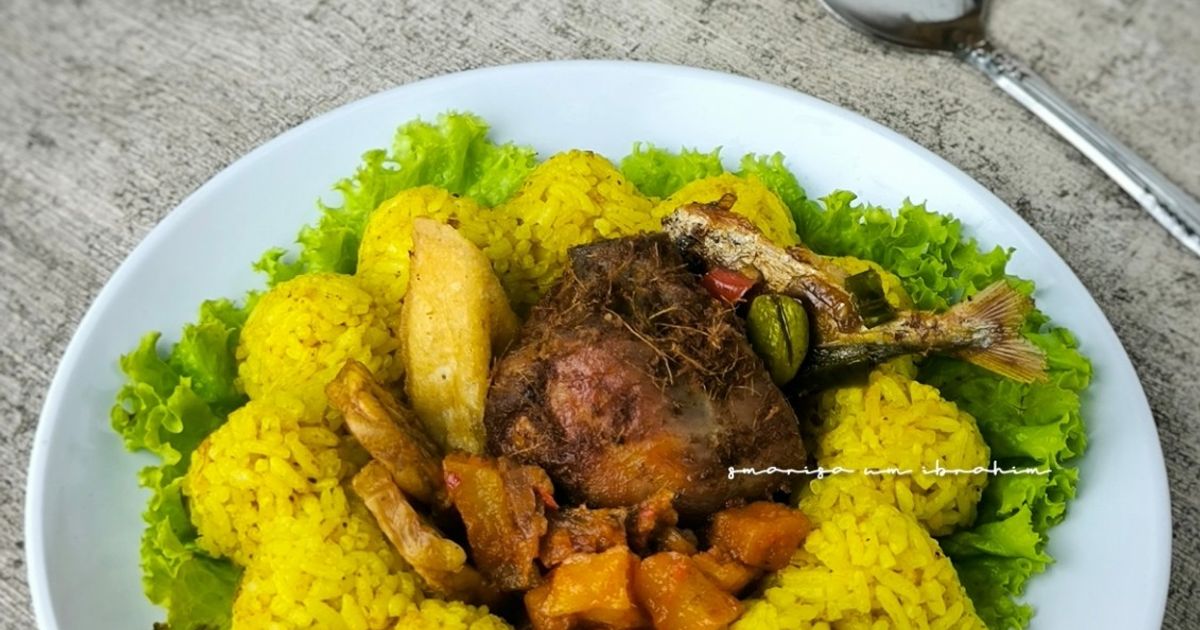Nasi Kuning Magicom Sat Set
