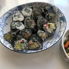 A picture of Nori Roll Sushi (Norimaki).