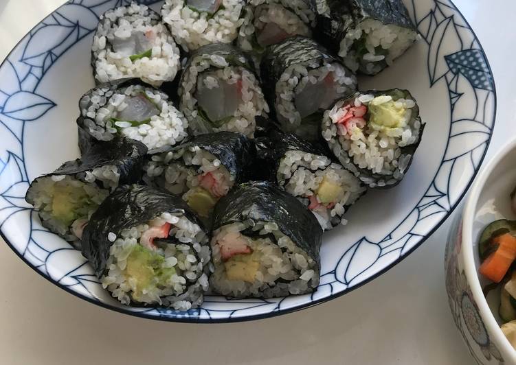 Easiest Way to Prepare Homemade Nori Roll Sushi (Norimaki)