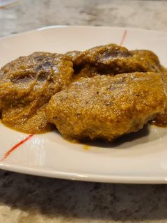 Una foto de Carrilleras ibéricas en salsa de setas a la mostaza