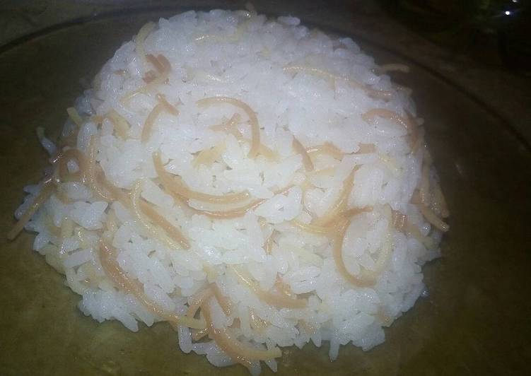 أرز بالشعيرية 😇😄