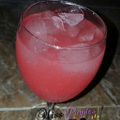 Watermelon splash 🍷 A picture of Watermelon splash 🍷.