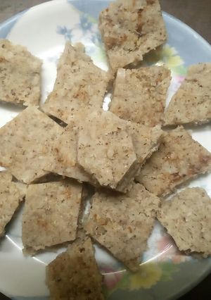 A picture of Coconut burfi.