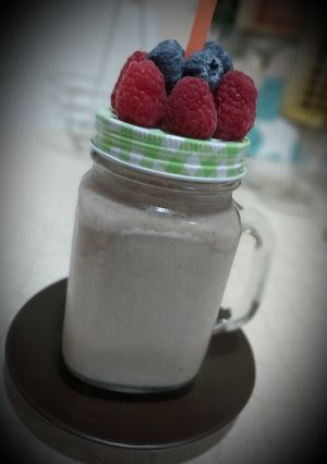A picture of Mix berries milk smoothie.