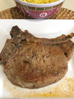 Una foto de Chuletas al Vino en Olla Rápida