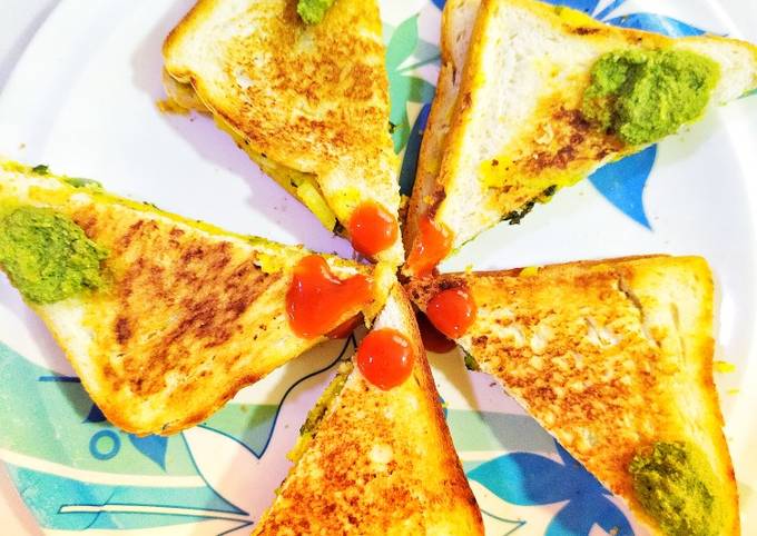 Easiest Way to Make Any-night-of-the-week Cheese Masala Toast Sandwich