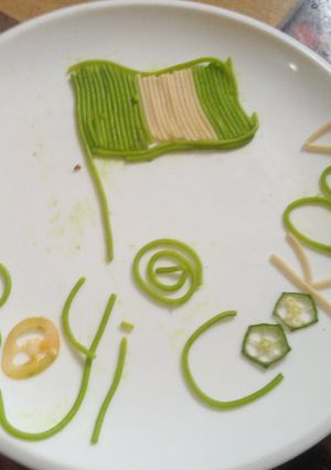 A picture of Coloured spagetti.