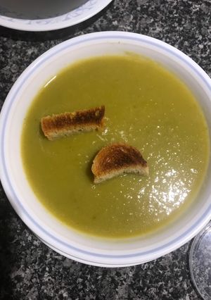 Una foto de Crema de verdura de domingo en la noche