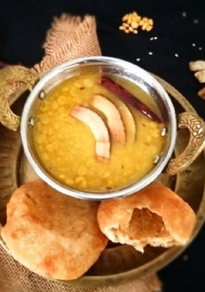 A picture of Cholar Dal.