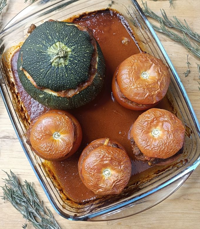 Une photo de 🍅Tomates et courgettes farcies veggies express