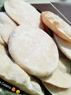 Una foto de Pan 🍞 árabe delicioso para Semana Santa 😇