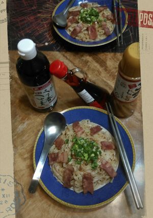 日式培根乾拌麵 的食譜成品照片