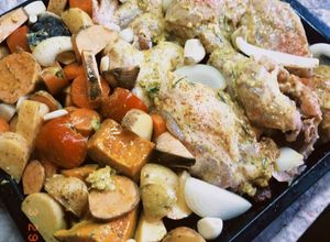 Una foto de Pollo al horno con verduras con TRUCO 👌🏽