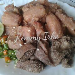 A picture of Matumbo with Plaintains.