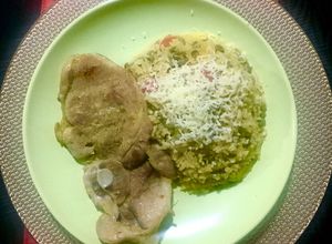 Una foto de Arroz moro de lentejas 👨‍🍳🇪🇨