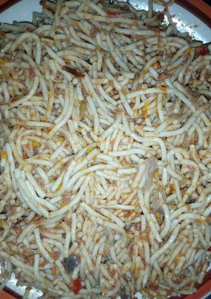 A picture of Pasta jollof.