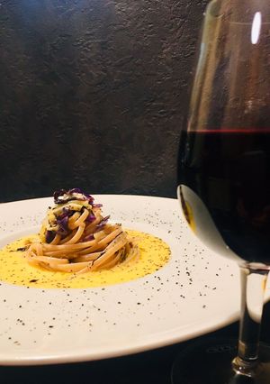 Foto di Linguine in crema al vino rosso e cavolo cappuccio