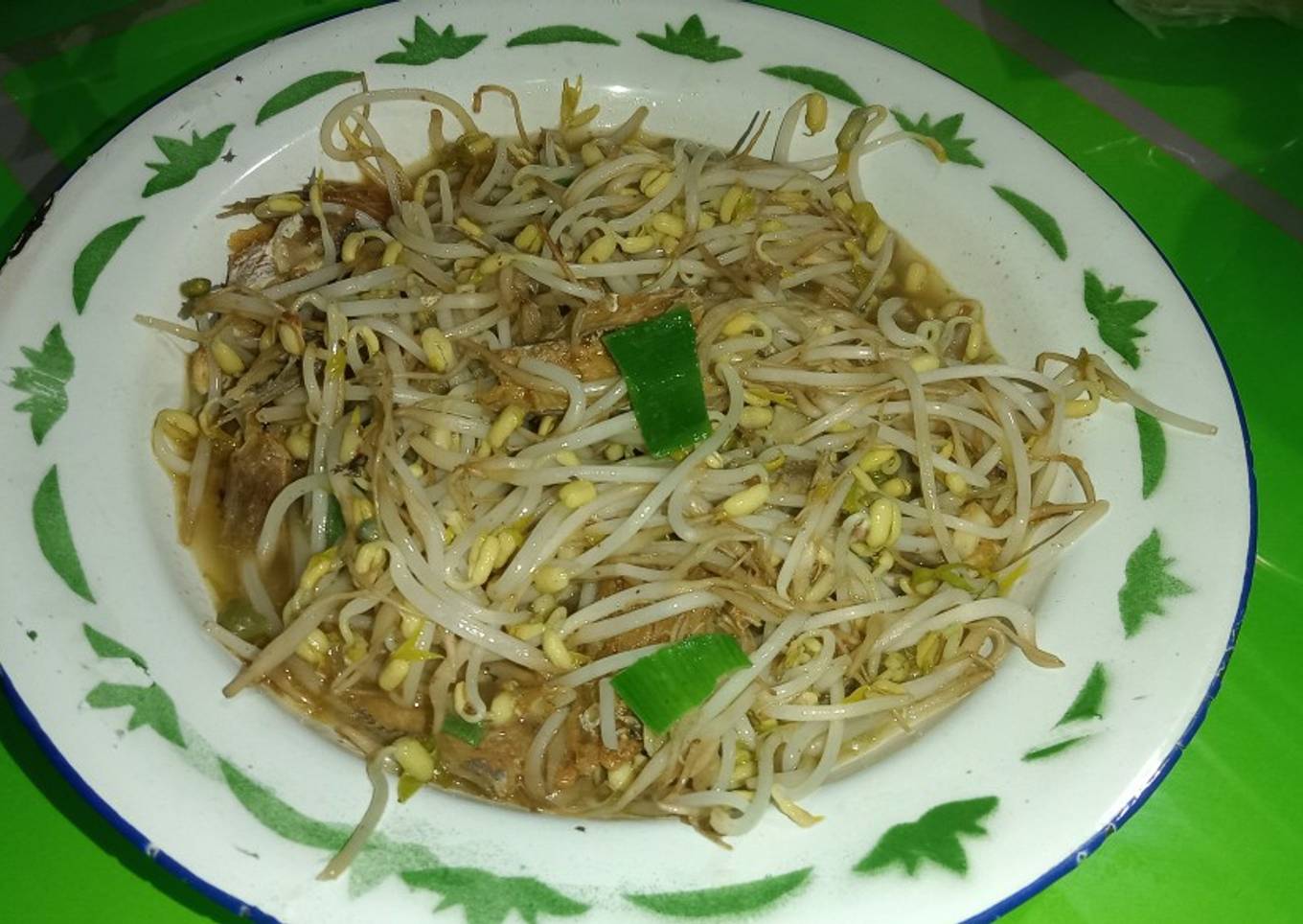Tumis Toge Ikan Asin