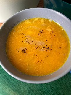 「我行我素」洋蔥南瓜湯 的食譜成品照片