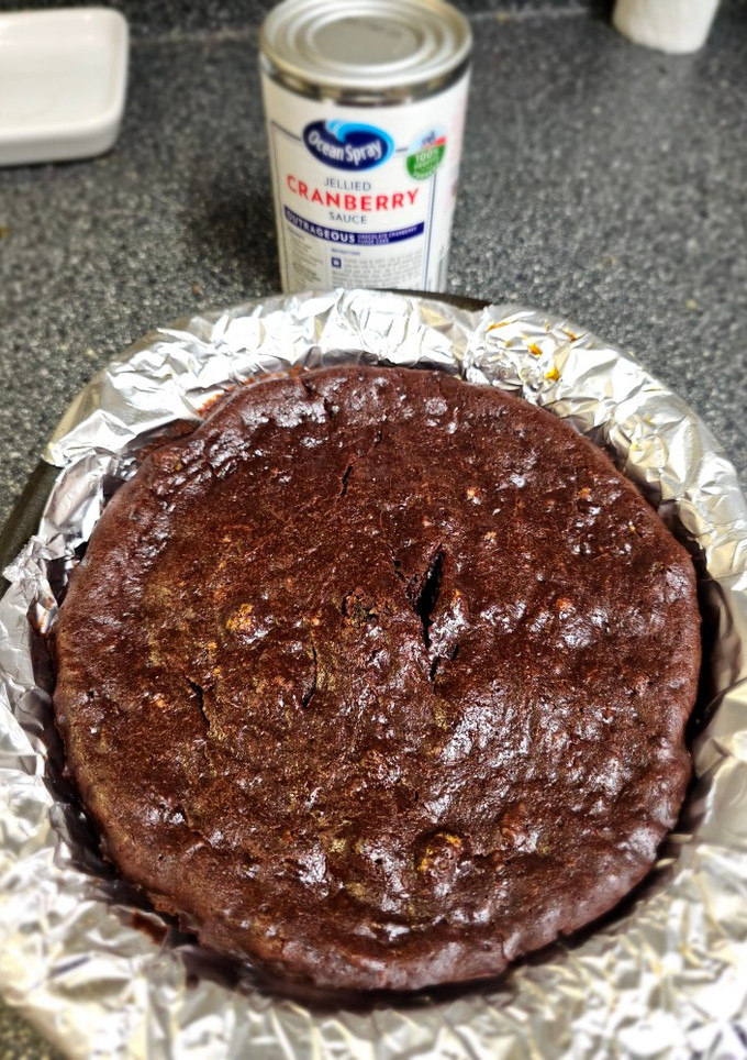 A picture of Chocolate Cranberry Fudge Cake.