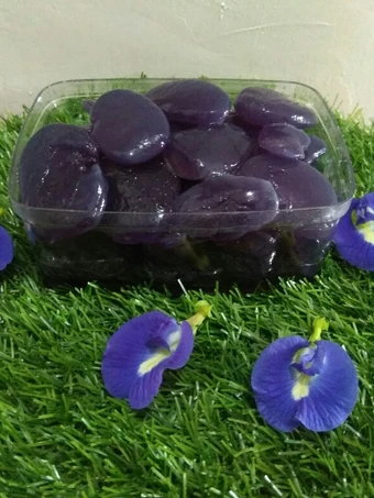 Langkah Mudah untuk Membikin Resep Kolang-kaling Bunga Telang yang Enak Banget Anti Ribet, Mantap Sekali