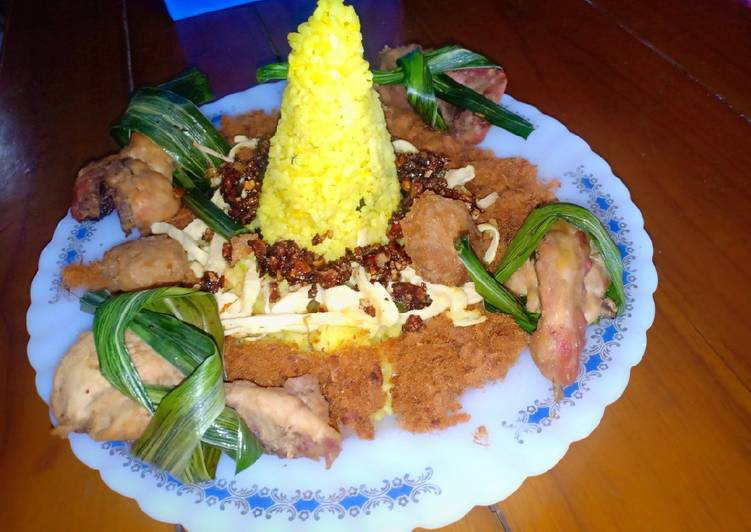 Tumpeng mini