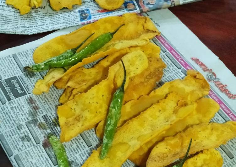Fafda Gujarati snack