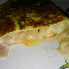 Foto principal de Omelette de verduras relleno de jamón y queso SUPER Fácil