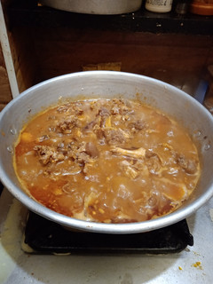 மட்டன் தலை கறி குழம்பு(goat head curry recipe in tamil) செய்முறை முக்கிய புகைப்படம்