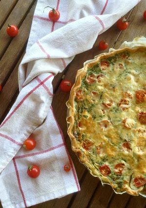 Foto de Tarte de Espinafres, Tomate e Cogumelos