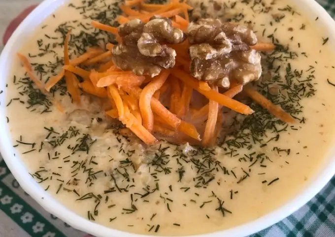 Receta 309. Sopa fría de pepino, zanahoria y nueces (entrante sopa)