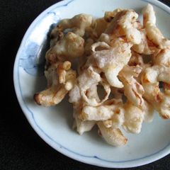 A picture of Saki-ika (Shredded Dried Squid) Tempura.