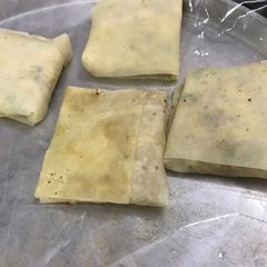 Paneer box samosa A picture of Paneer box samosa.