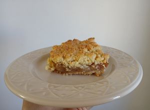 Una foto de Crumble de manzanas 🍏