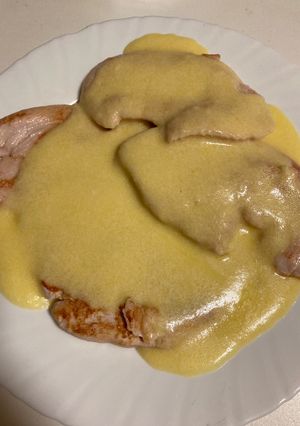 Una foto de Pechugas de Pollo en Salsa de Queso