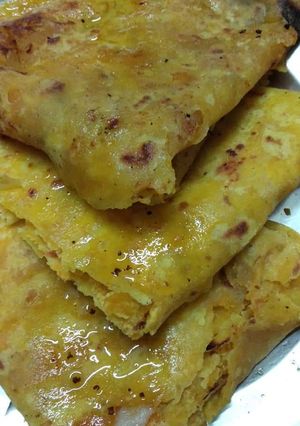 A picture of Bisi Bisi Holige (Obatti).
