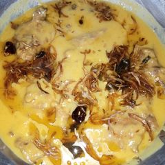 A picture of Karhi pakora,.