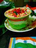 ট্রাই কালার মুজ কেক(tri colour mousse cake recipe in Bengali)