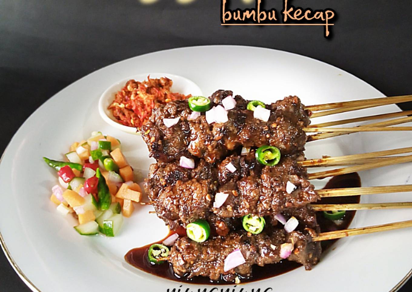 Sate daging sapi bumbu kecap