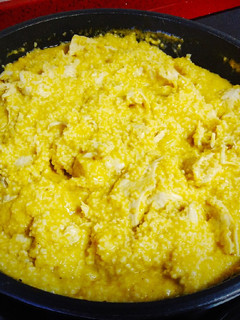 Una foto de Pollo al Curry con Leche de Coco y Cous Cous