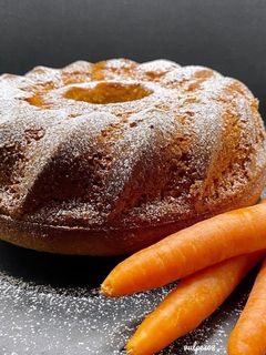 Foto di Bundt cake alla carota e mandorle
