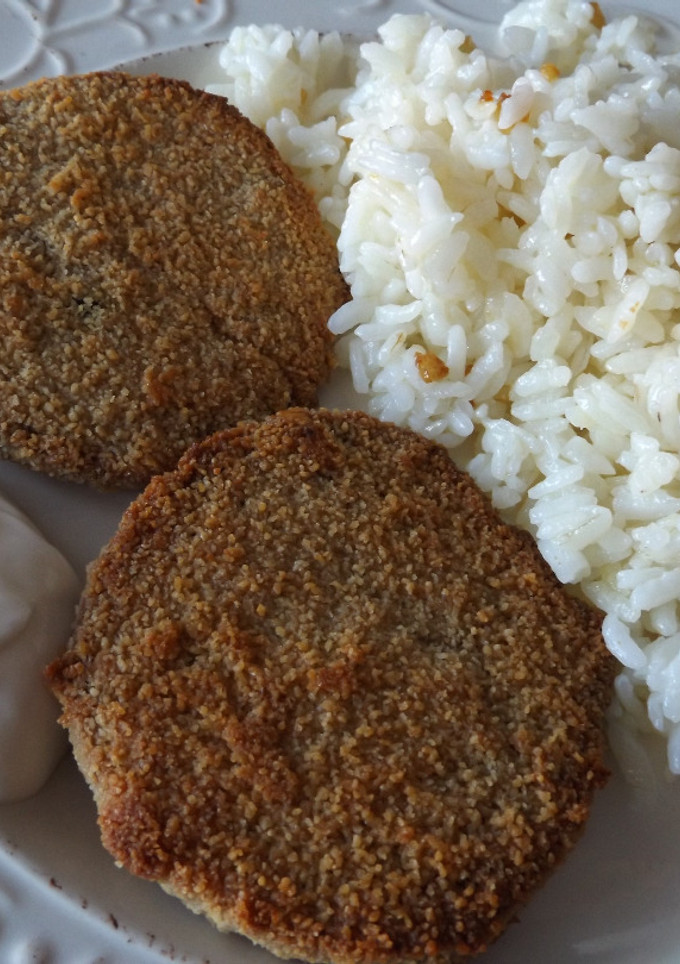 Una foto de Medallones vegetarianos al horno con arroz