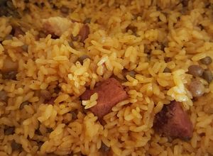 Una foto de Arroz con gandules