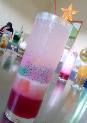 Foto resep Es hunkwe  warna warni
